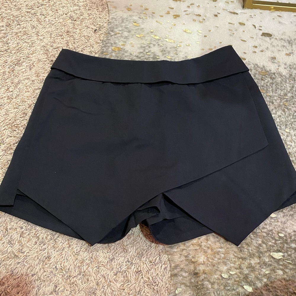 Never worn skort